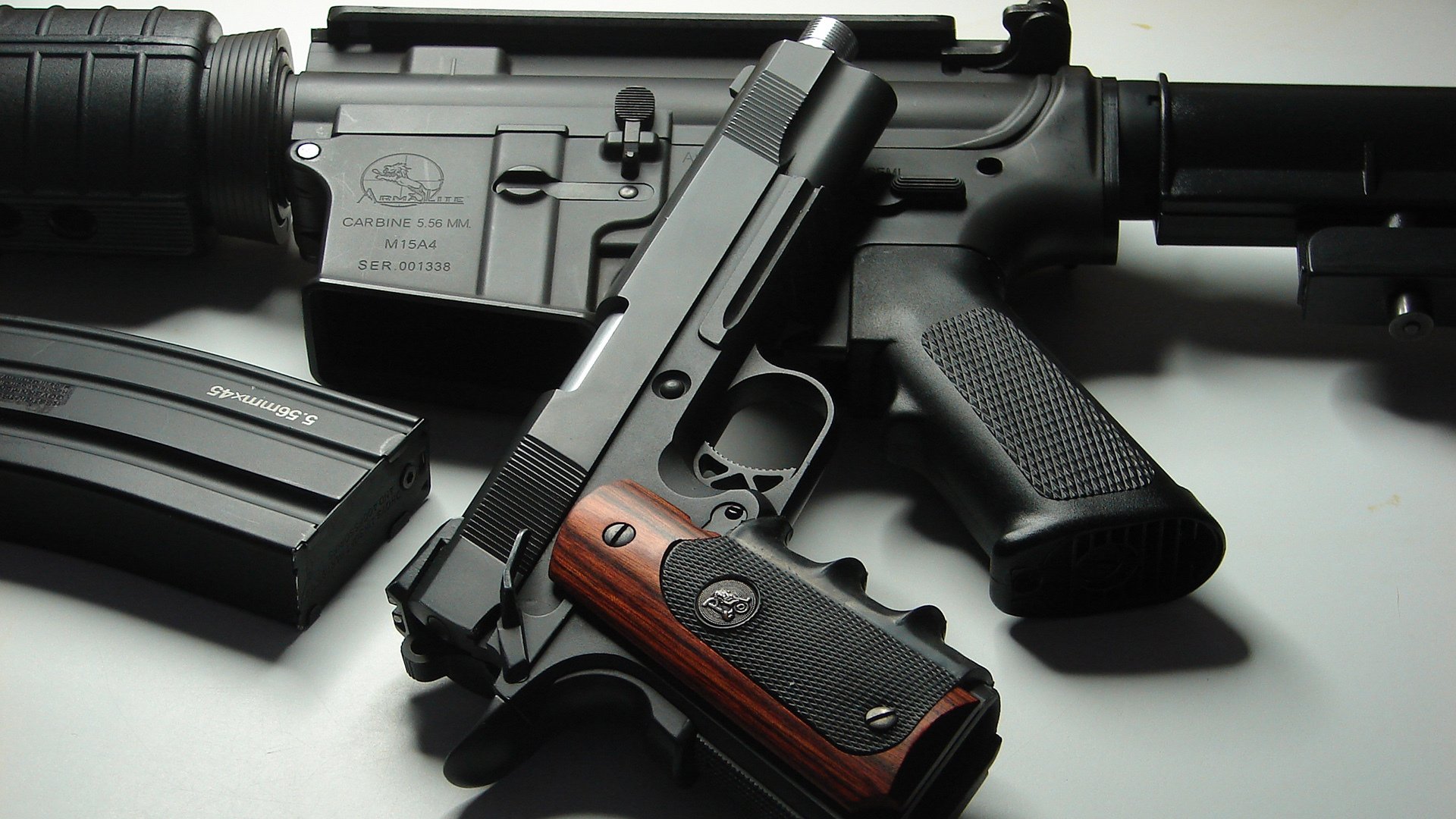 篮球之夜的跨洋交响，独行侠绝杀奇才，克莱在意甲焦点战主宰赛场